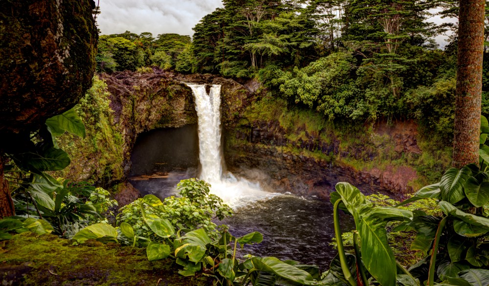 Rainbow Falls, Hawaii