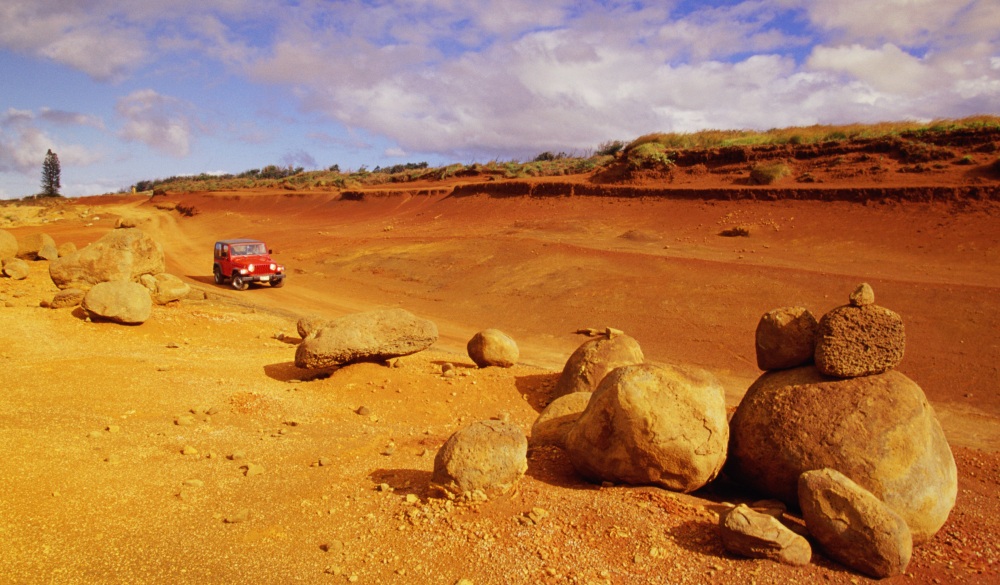 Lanai, Garden of the Gods, Red dirt road, Hawaii islands to visit