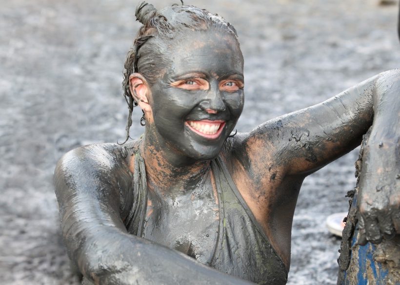 Top Natural Mud Baths and Hotels Around Top Natural