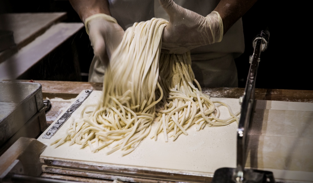  Japanese-style ramen, wheat noodles