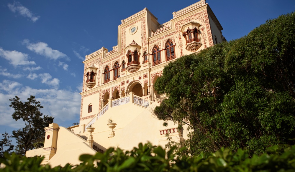 Exterior of the Maharajah’s Palace, Ananda in the Himalayas, The Palace Estate, Narendra Nagar, Tehri Garhwal, Uttarakhand, India. Guests of Ananda check in at the reception area within the palace, which dates back to 1889.