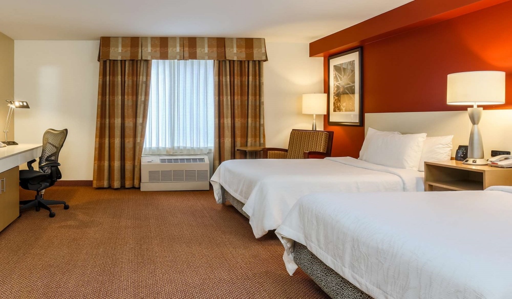 Hilton Garden Inn Anchorage, hotels near UNESCO sites