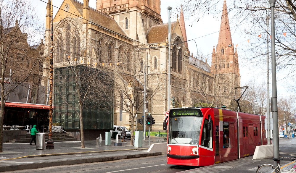 Tram in Melbourne Street