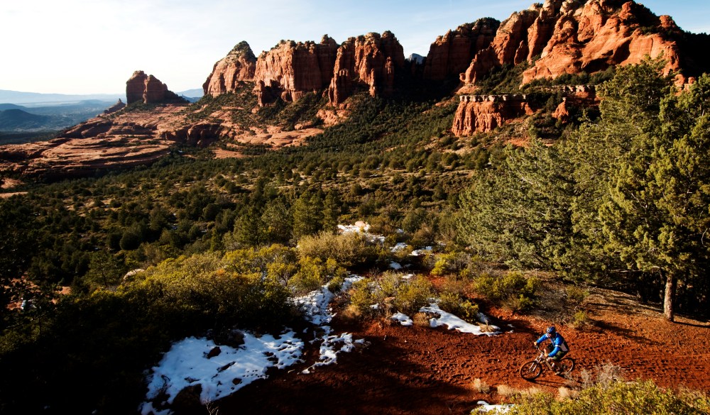 mountain bike through the red rock country surrounding Sedona, best mountain bike trails