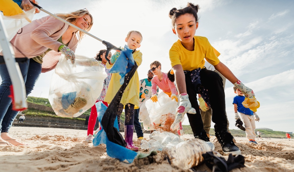 Community Volunteer Groups on the Beach