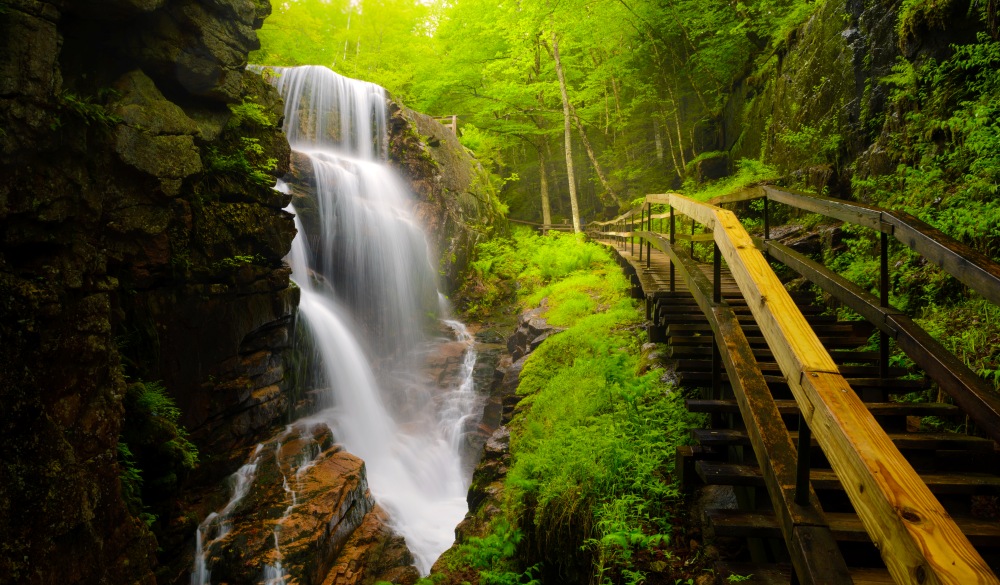 Water Falls in The Flume, best hikes in the US