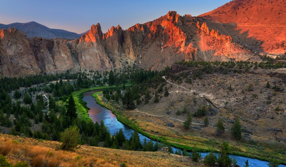 Smith Rock sunset from Misery Ridge trail, Oregon