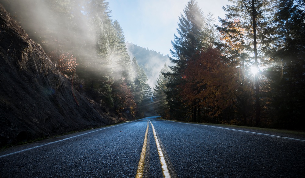 Klamath County, road in Crater Lake National Park