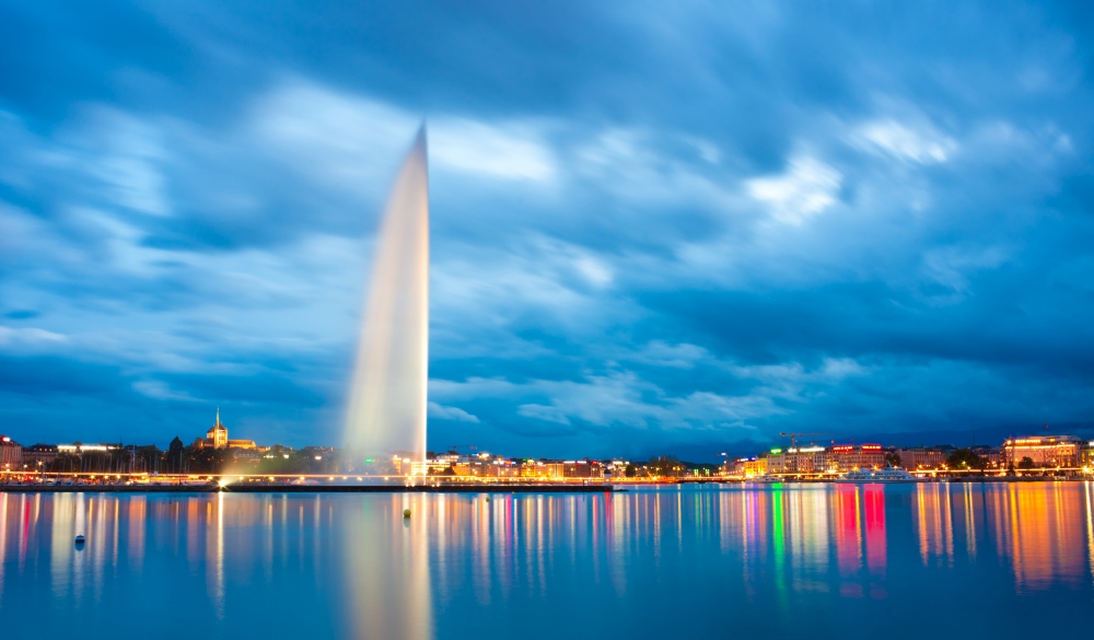 Lake geneva Jet D'eau and sunset of Alps, best lake getaways