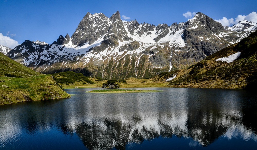 Langer See and mountains, St. Anton am Arlberg, Tyrol, Austria