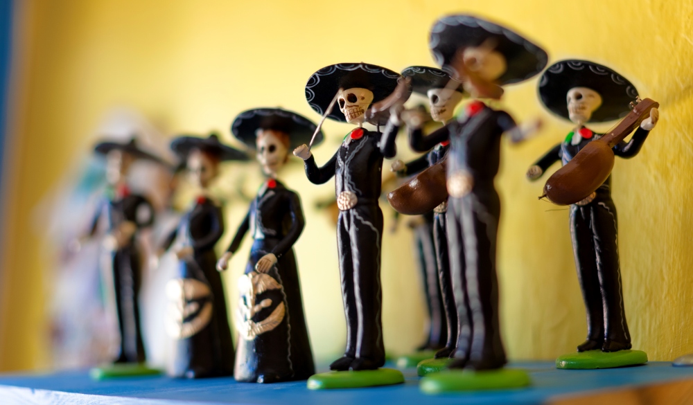 Day of the Dead statuettes