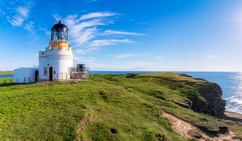 Scotland, Orkney Islands, Mainland, Brough of Birsay lighthouse
