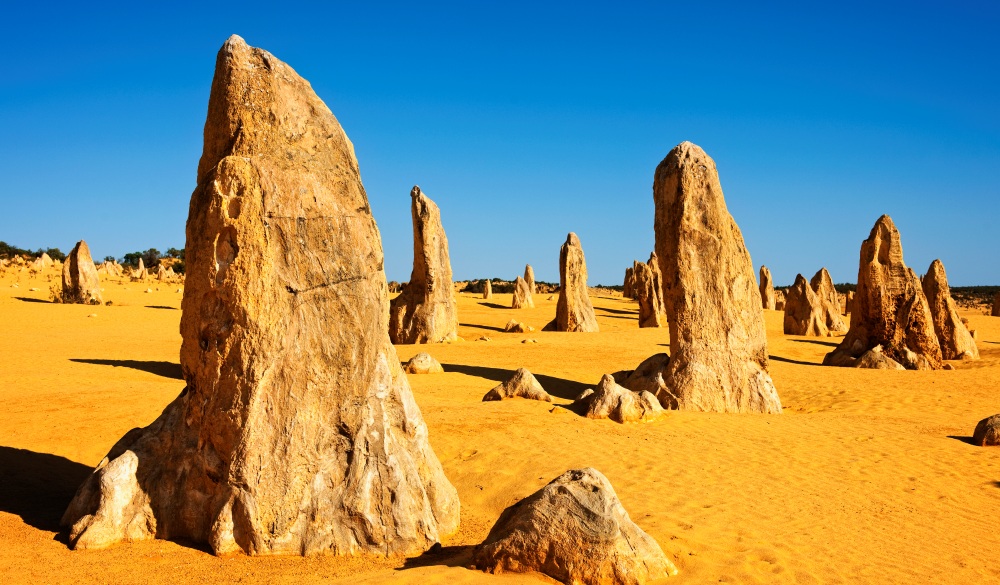 the pinnacles, best place to visit in western australia