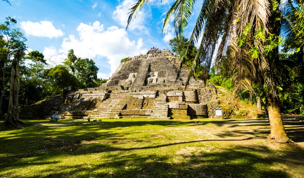 Central America, Belize, Yucatan peninsula, New River, Lamanai, Maya ruin, High Temple