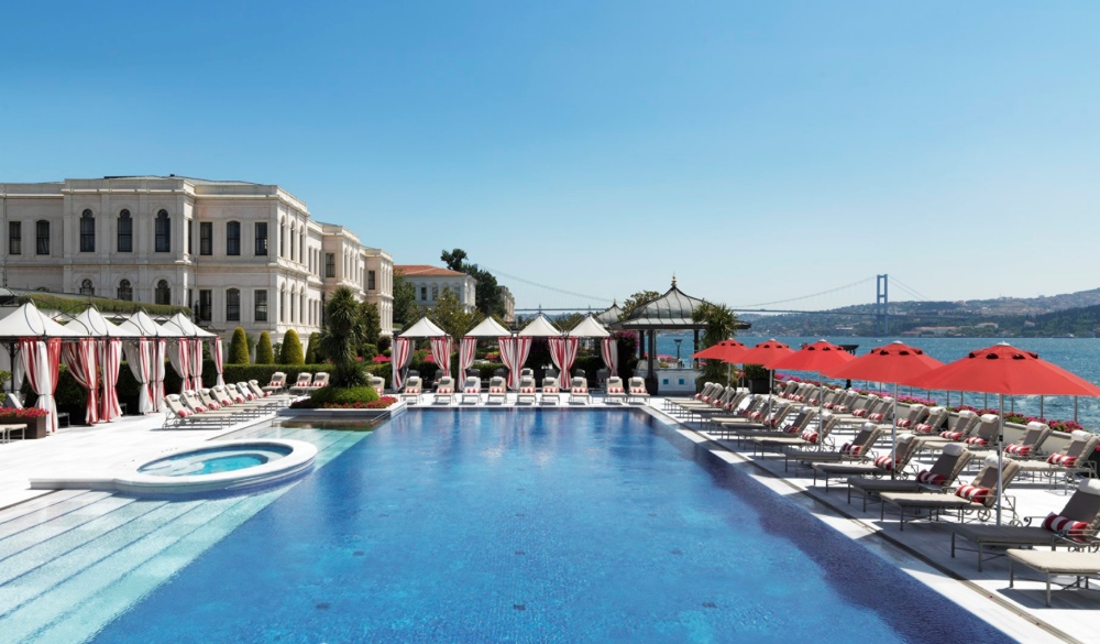 Four Seasons Hotel Istanbul at the Bosphorus