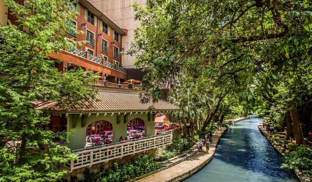 Hotel Valencia Riverwalk, popular san antonio hotel