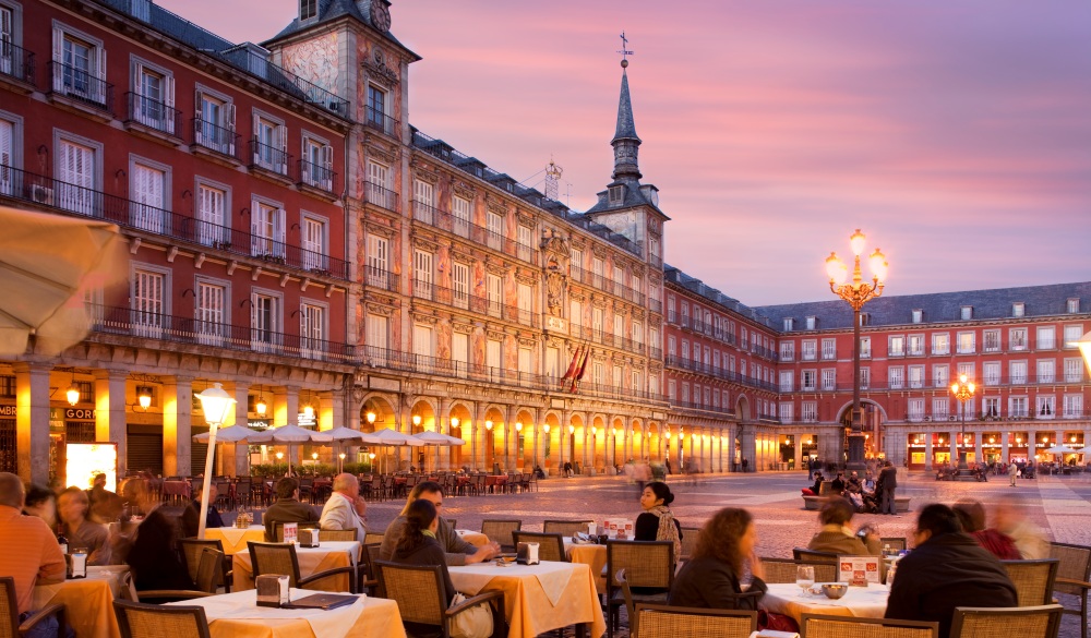 pavement cafes, Plaza Mayor