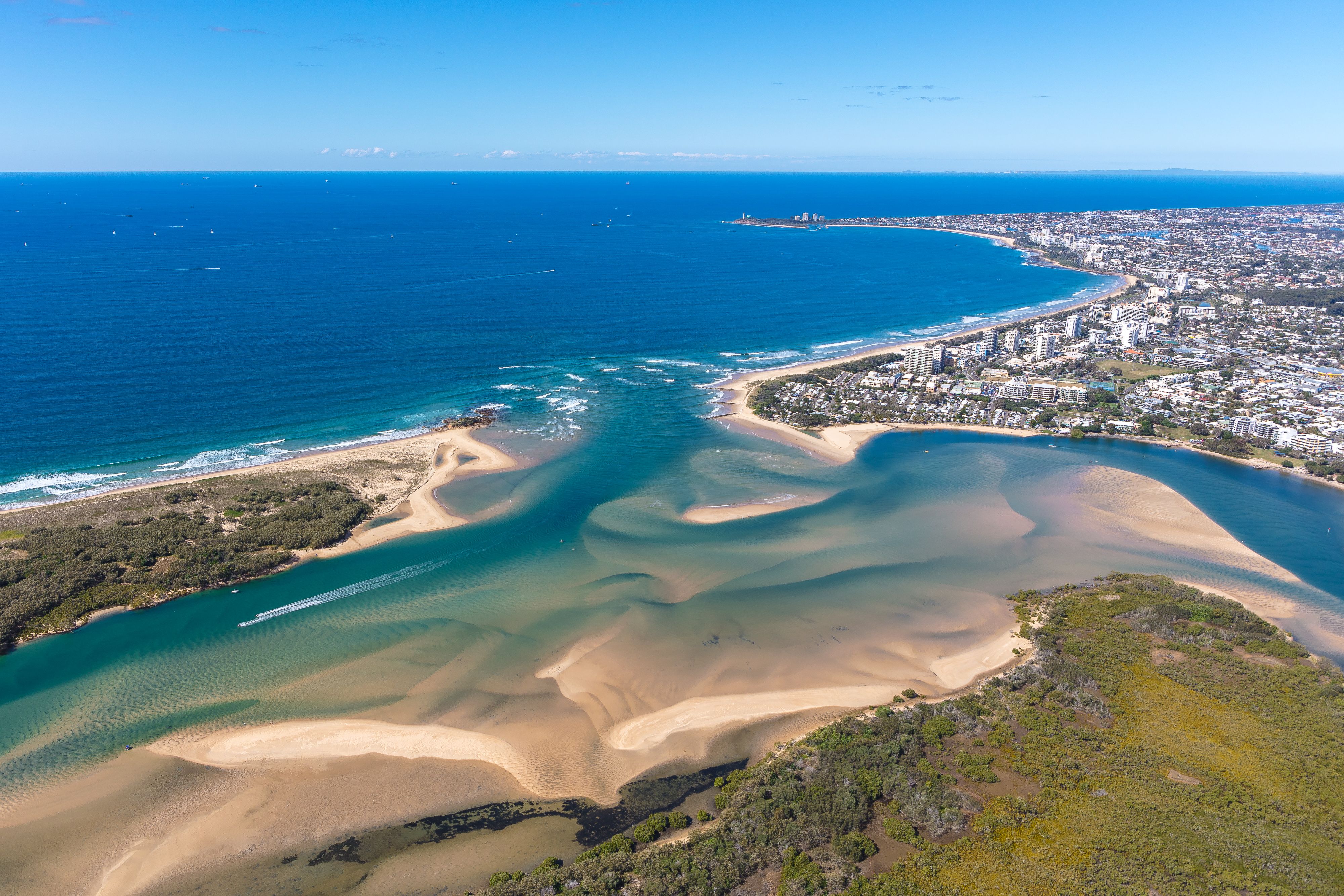 Sunshine Coast Hotels: 4,085 Cheap Sunshine Coast Hotel Deals