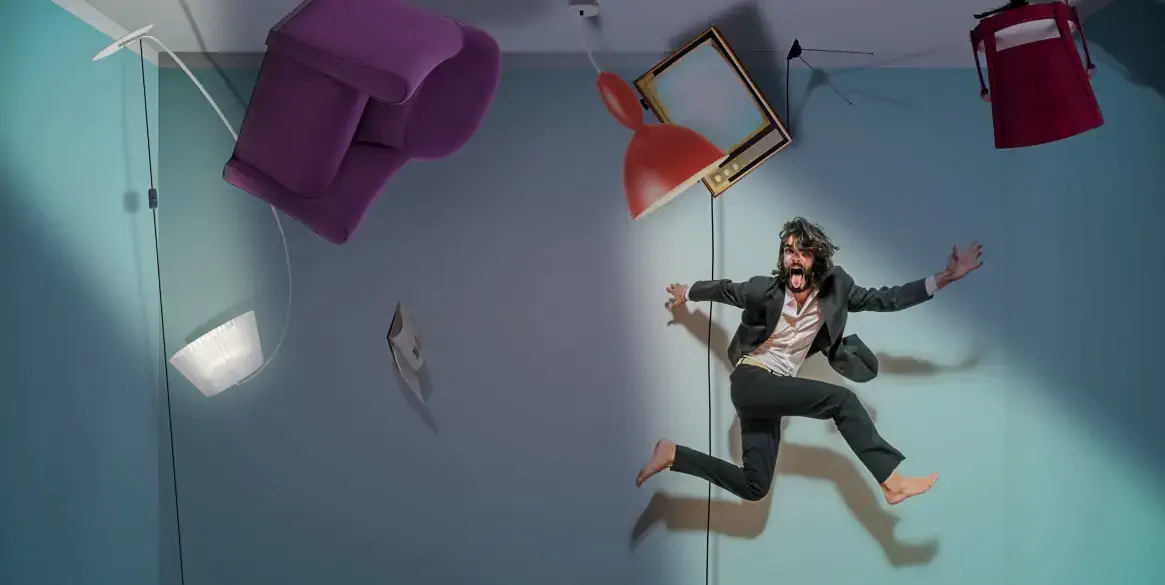 Upside-down room