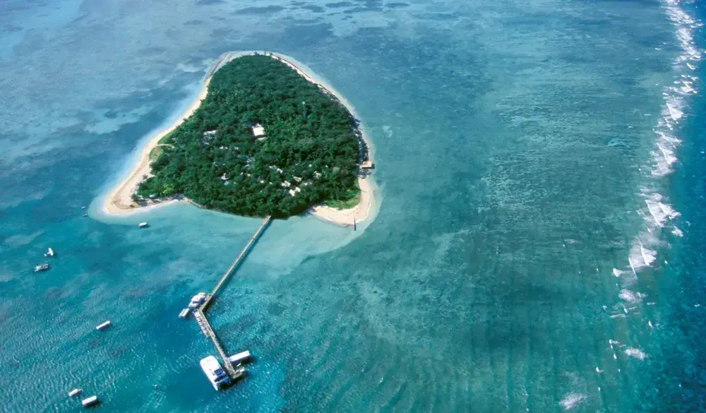 0-59386
Queensland islands
Green Island aerial