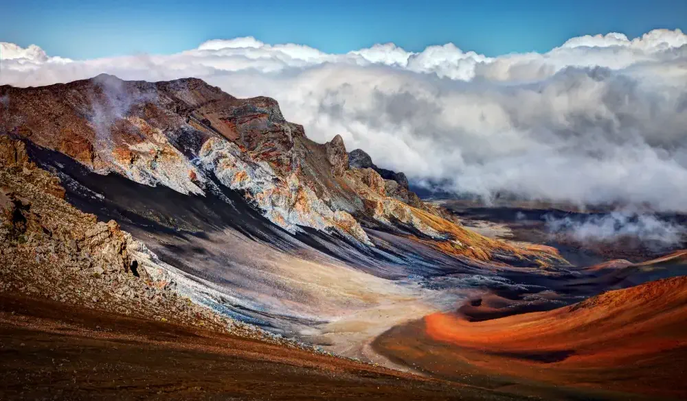The caldera at the top of Haleakala National Park - the starting point of Sliding Sands Trail