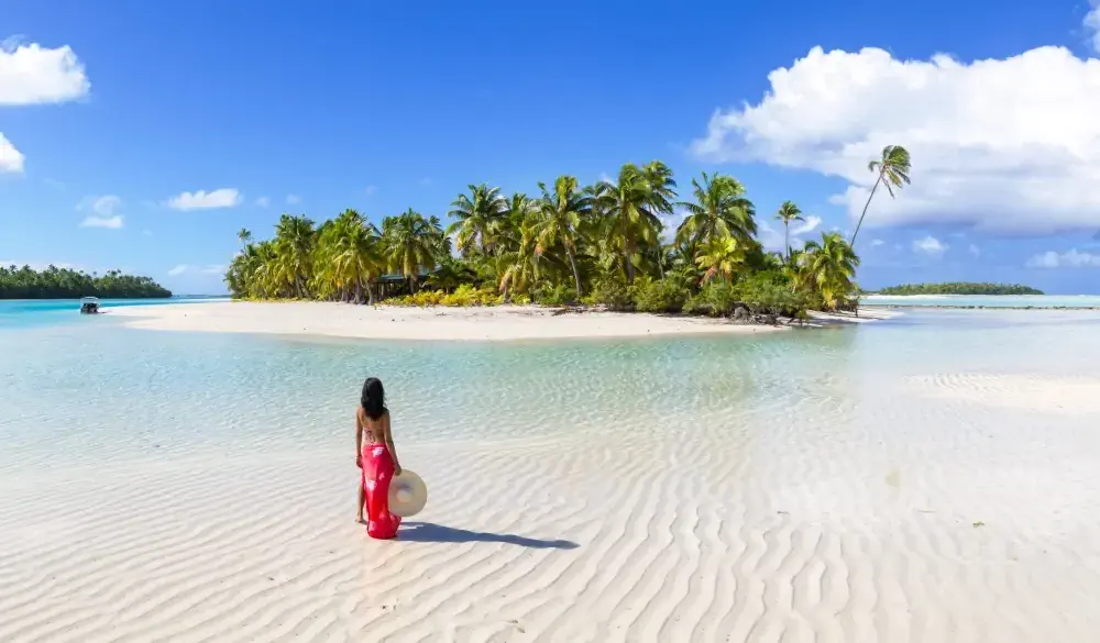 Beautiful woman on One Foot Island, Aitutaki, Cook Islands