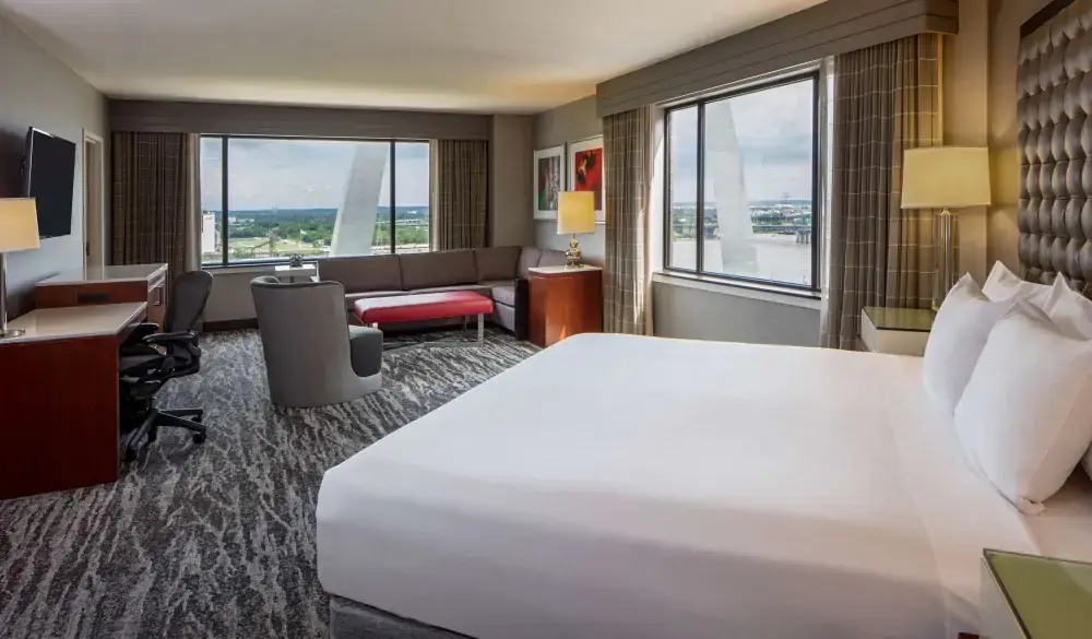 Hyatt Regency St. Louis At The Arch, top hotel for route 66 road trip
