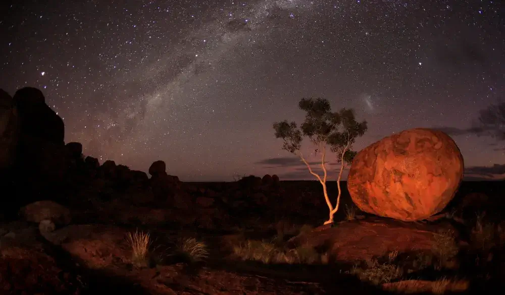 Karlu Karlu / Devils Marbles AUSTRALIAn road trip destination