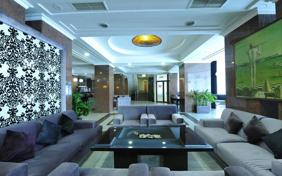 Lounge Photo