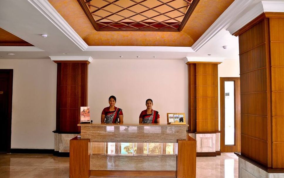 Front desk Photo