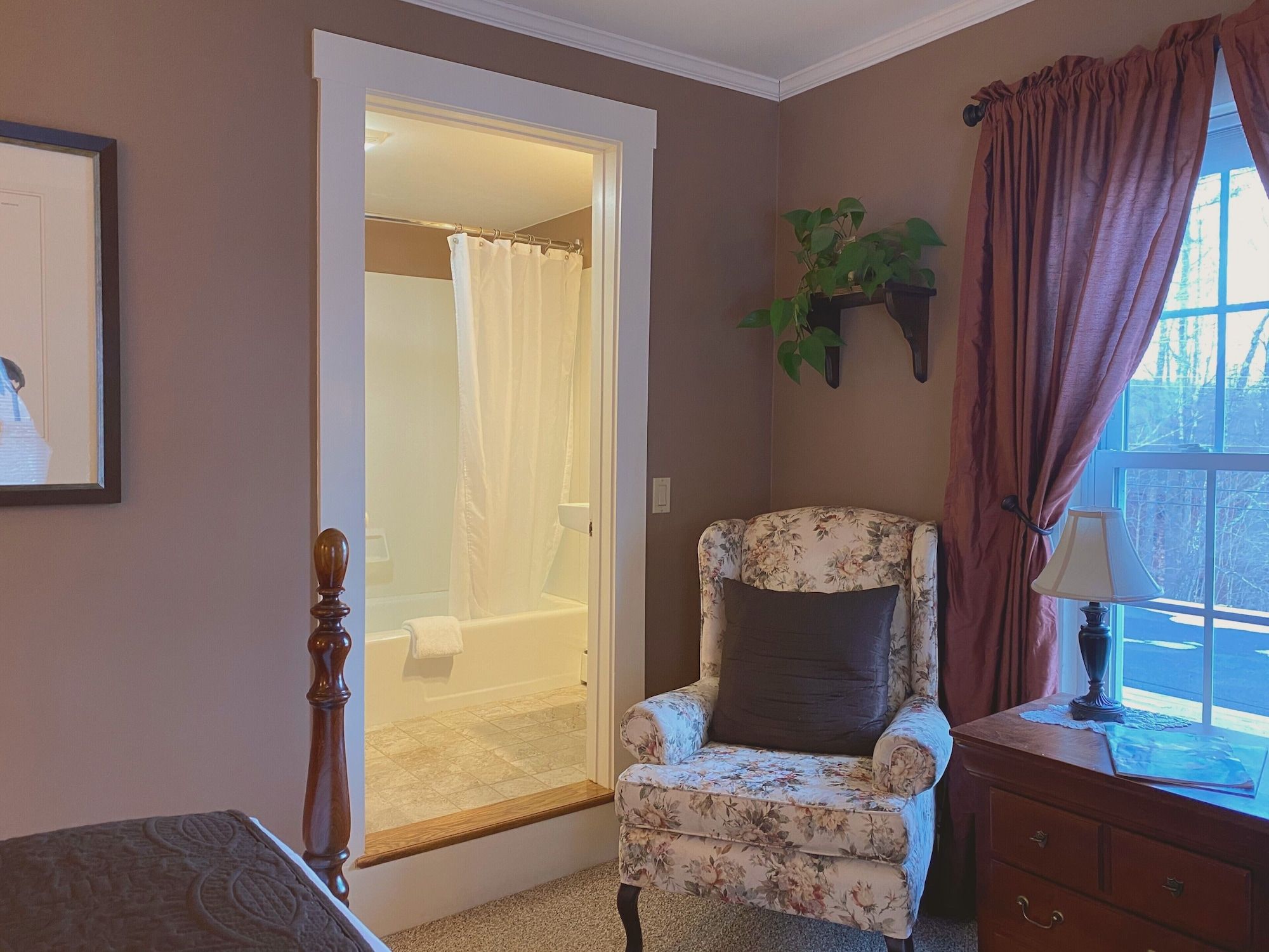Room amenity
