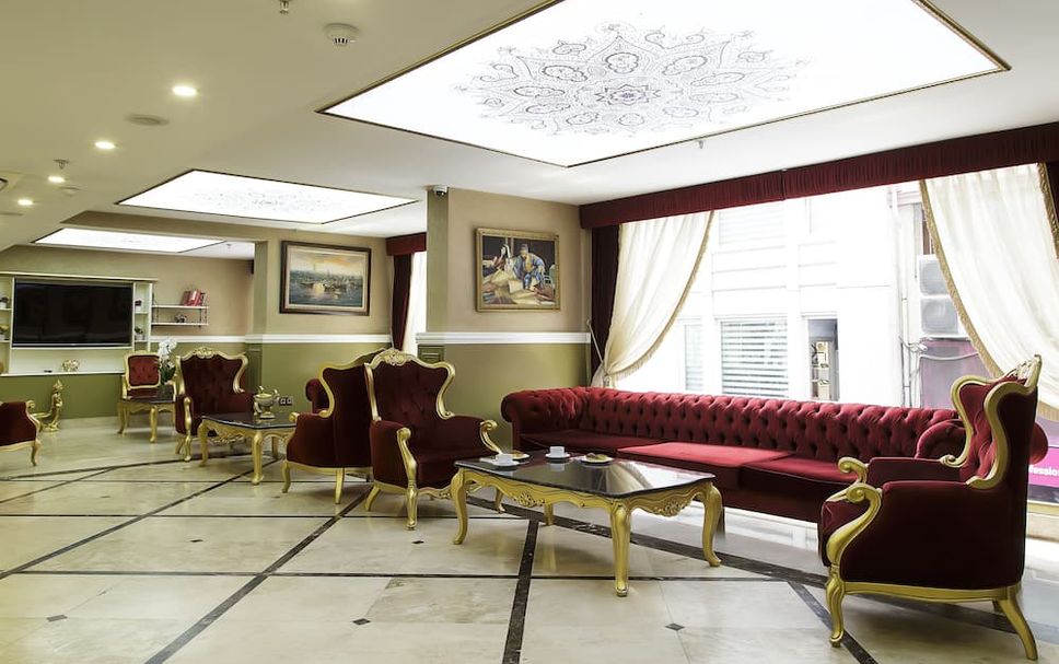 Lounge Photo