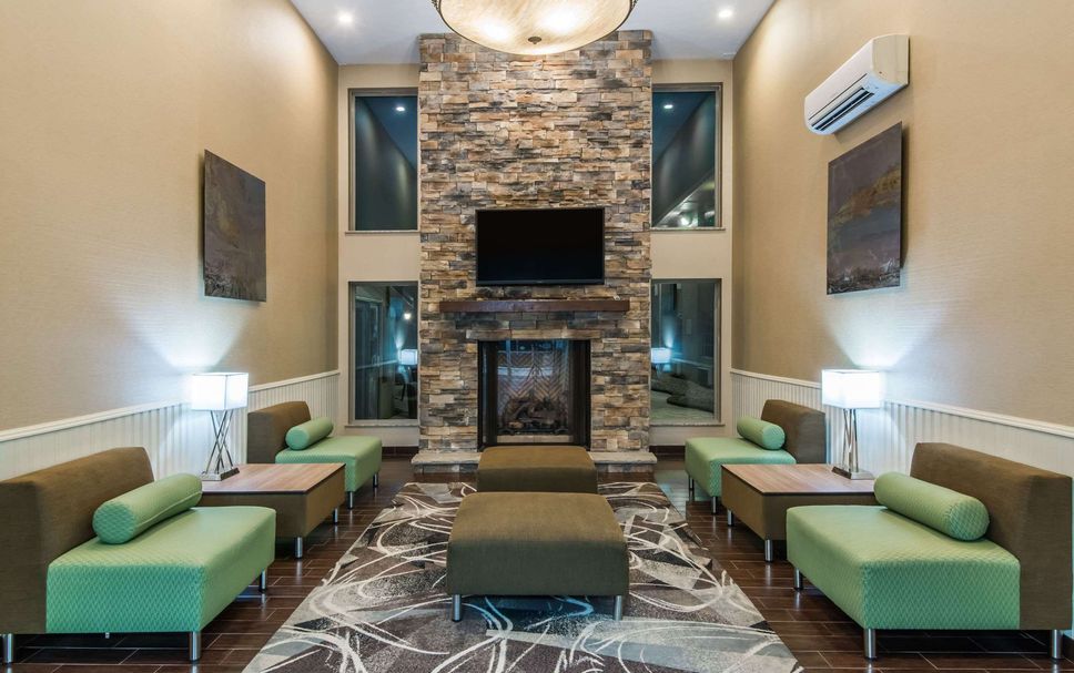 Lounge Photo