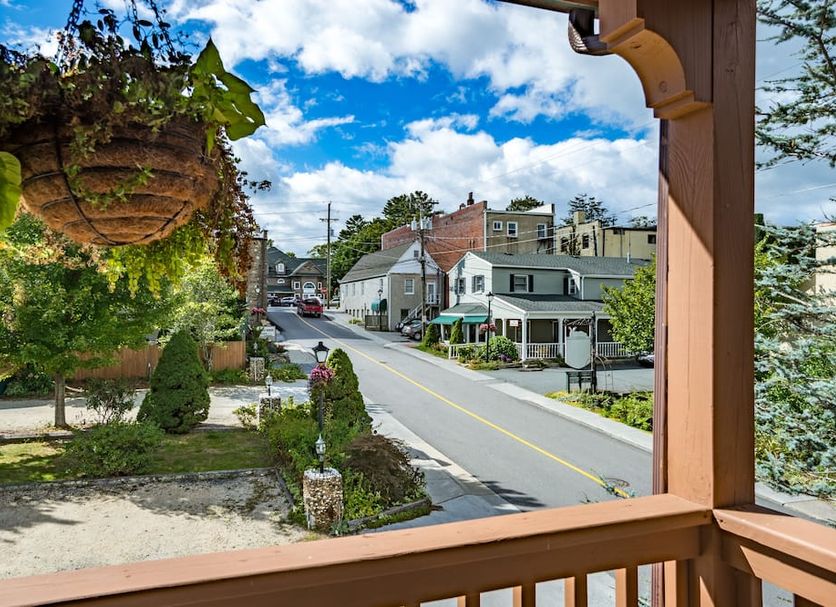 Balcony Photo
