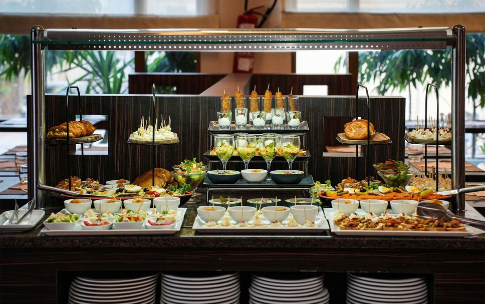 Buffet Photo