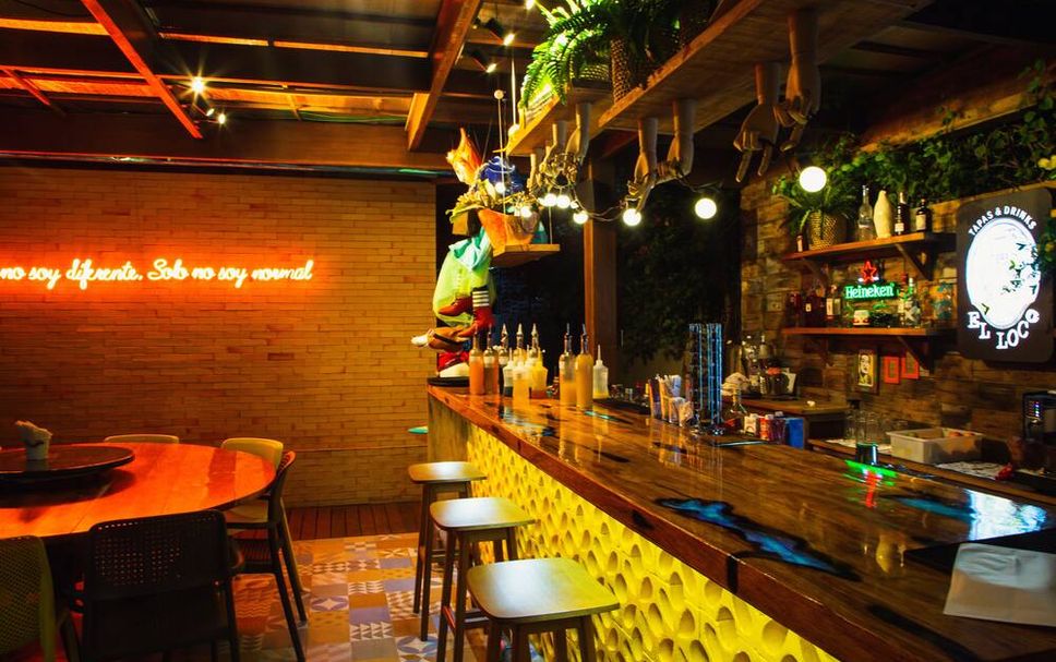 Bar Photo