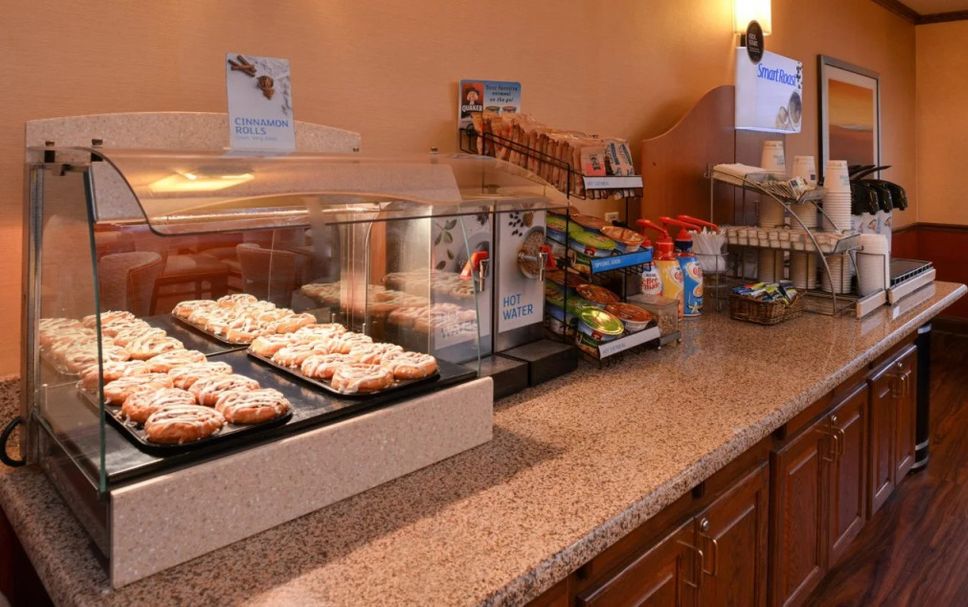Buffet Photo