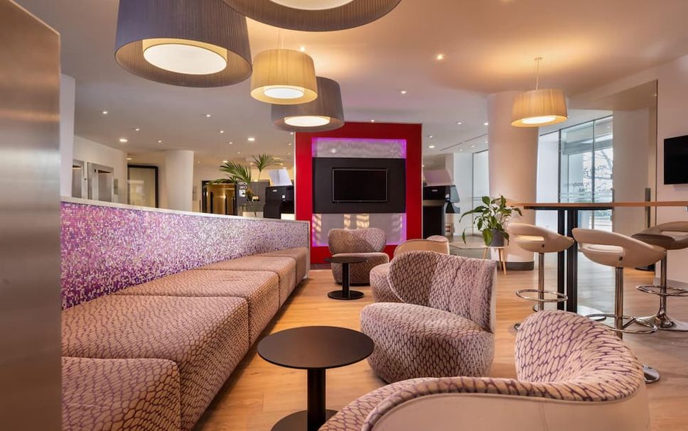 Lounge Photo