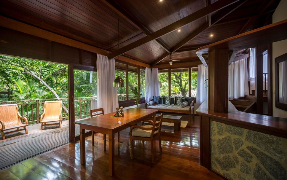 Dining room Photo