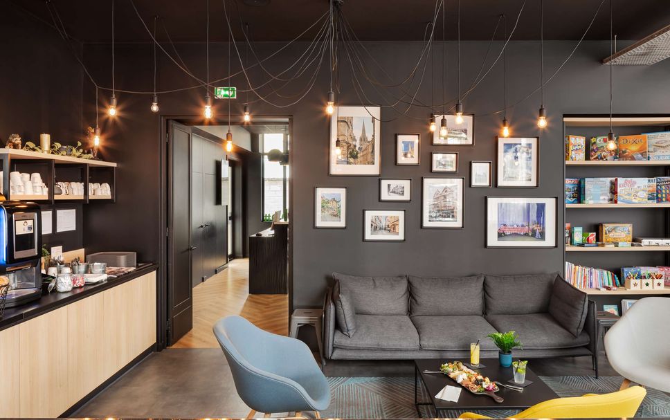 Lounge Photo