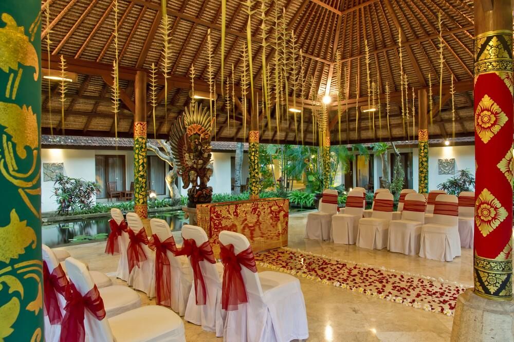 Banquet hall
