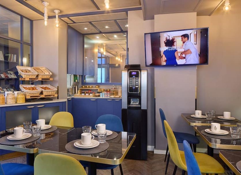 Restaurant Photo