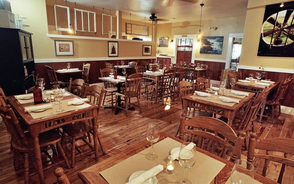 Restaurant Photo