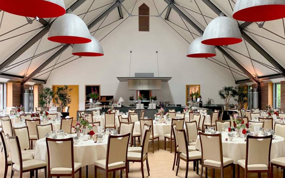Banquet hall Photo