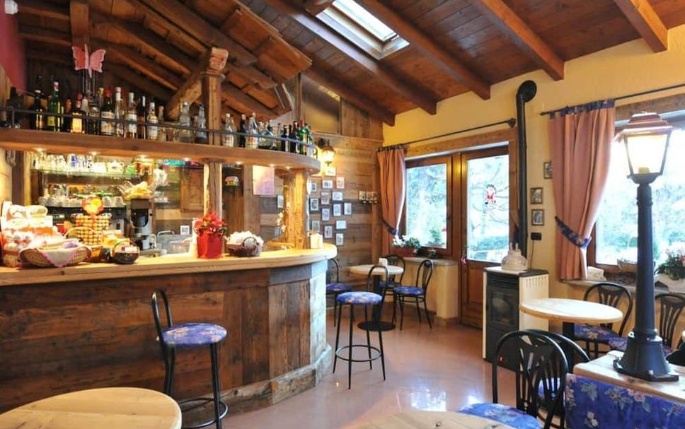 Bar Photo