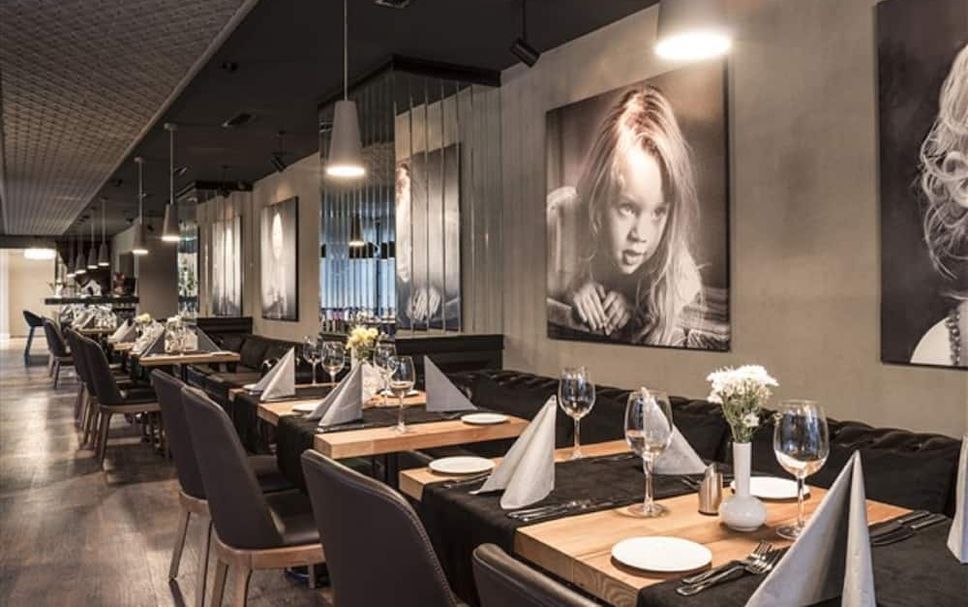 Restaurant Photo