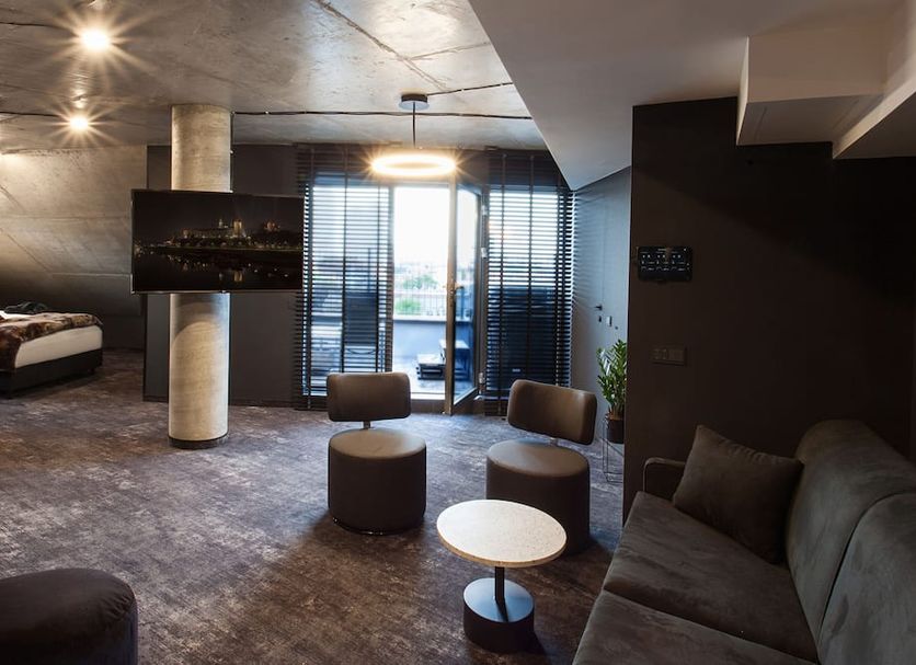 Lounge Photo
