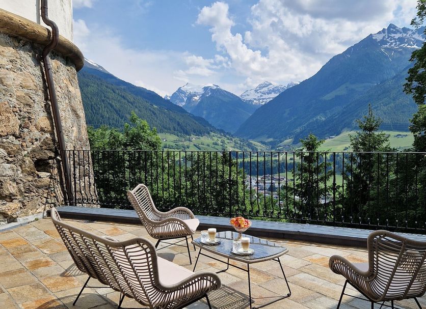 Balcony Photo