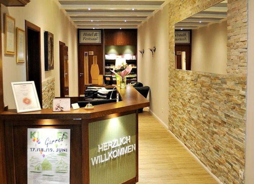 Front desk Photo