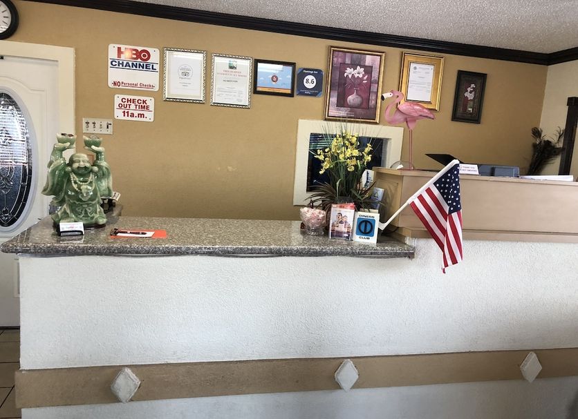 Front desk Photo